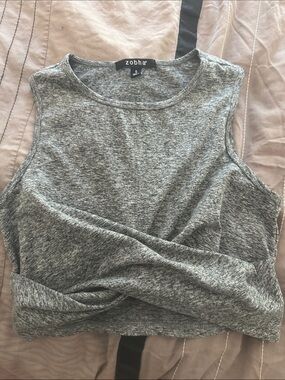Zobha Gray Twist-Front Cropped Tank